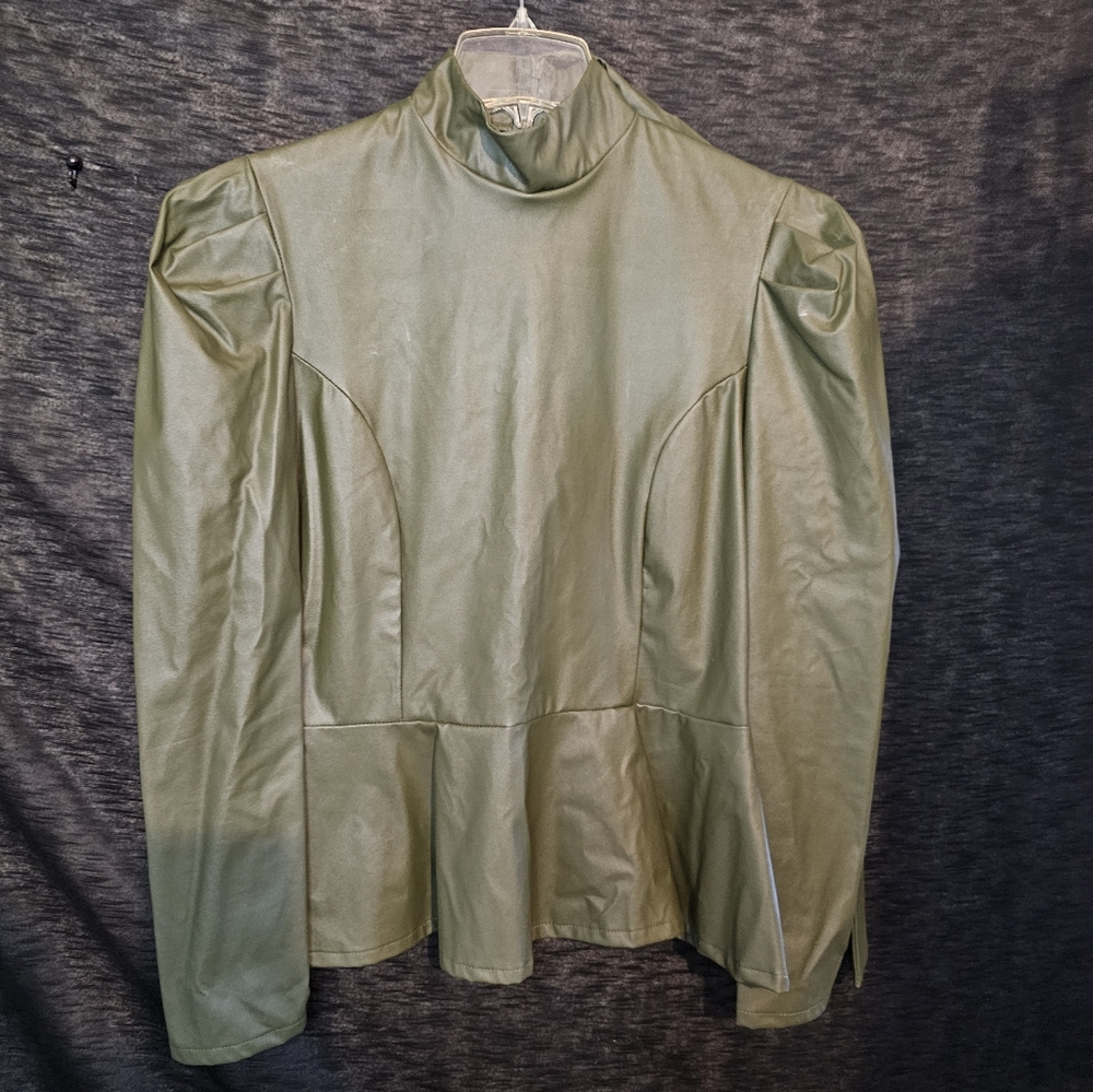 Woman's faux leather green top w/sash